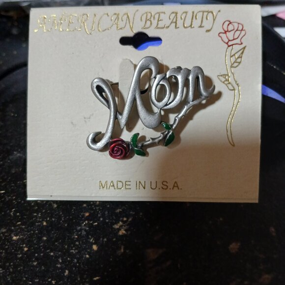 Vintage Mom Brooch - Picture 1 of 2